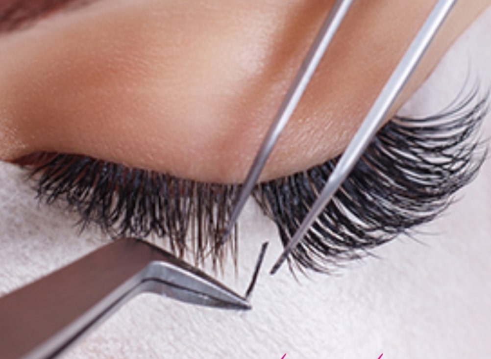 how-to-choose-the-best-eyelash-extension-suppliers-uk-5